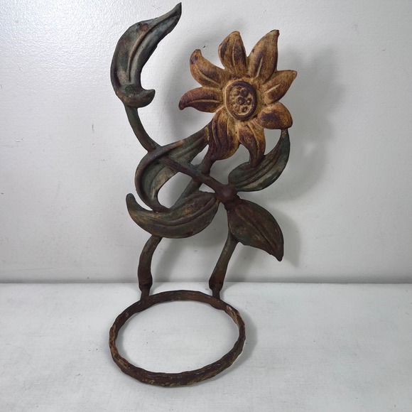 Vintage 13"  Cast Iron Sunflower Plant Holder Stand Rustic Farmhouse Garden Art - Picture 1 of 14